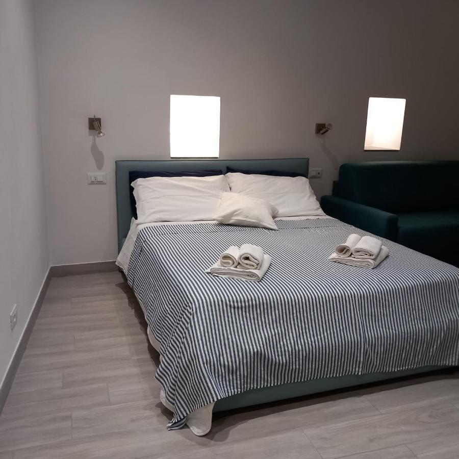 Casa Isabella De Luxe Studio 몬테로소 알 마레 외부 사진