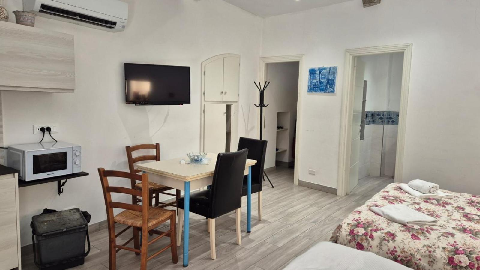Casa Isabella De Luxe Studio 몬테로소 알 마레 외부 사진